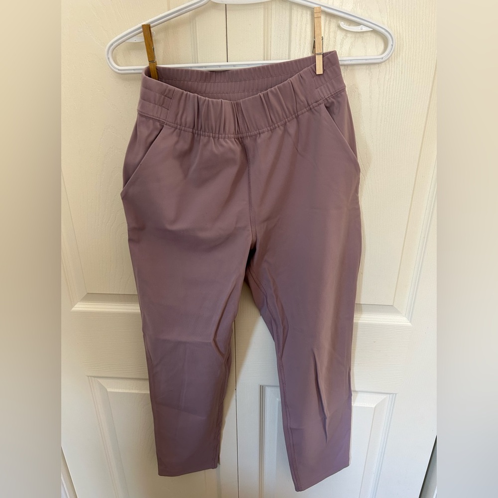 Aritzia The Group by Babaton Weekender Pants
